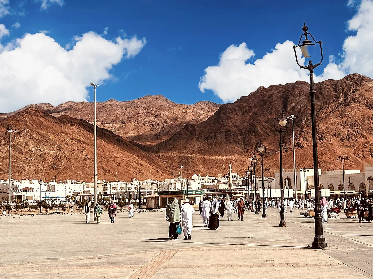 Photo of Mount Uhud in Madinah